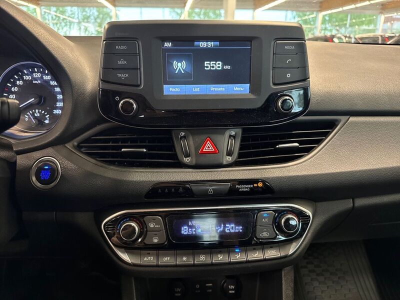 Hyundai i30 Fastback vaihtoauto