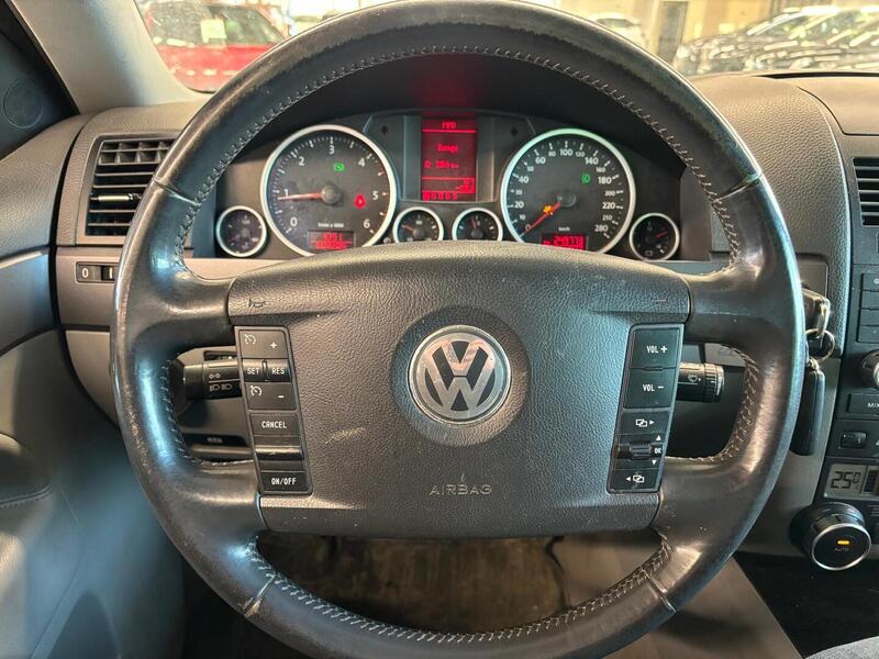 Volkswagen Touareg vaihtoauto