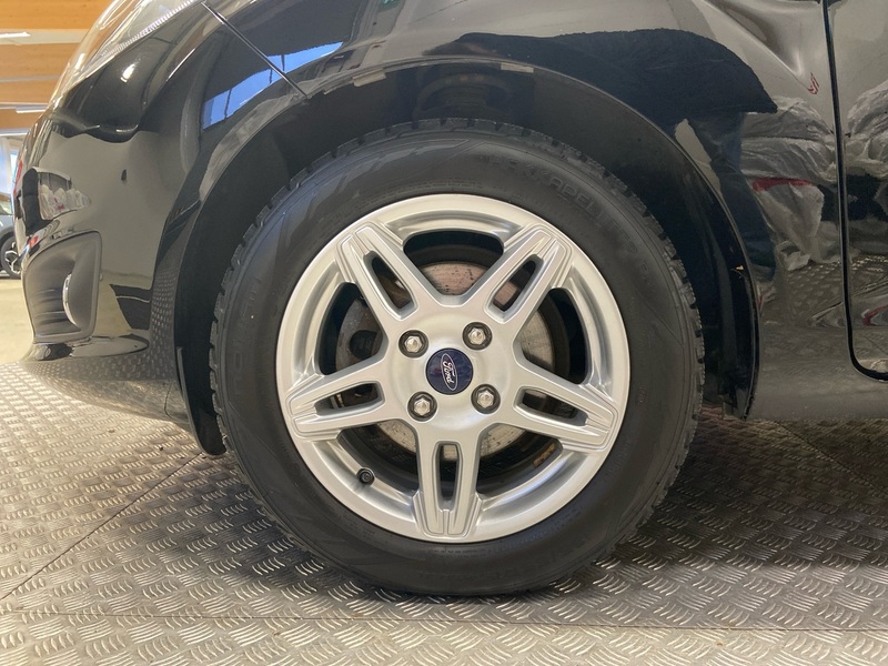 Ford Fiesta vaihtoauto