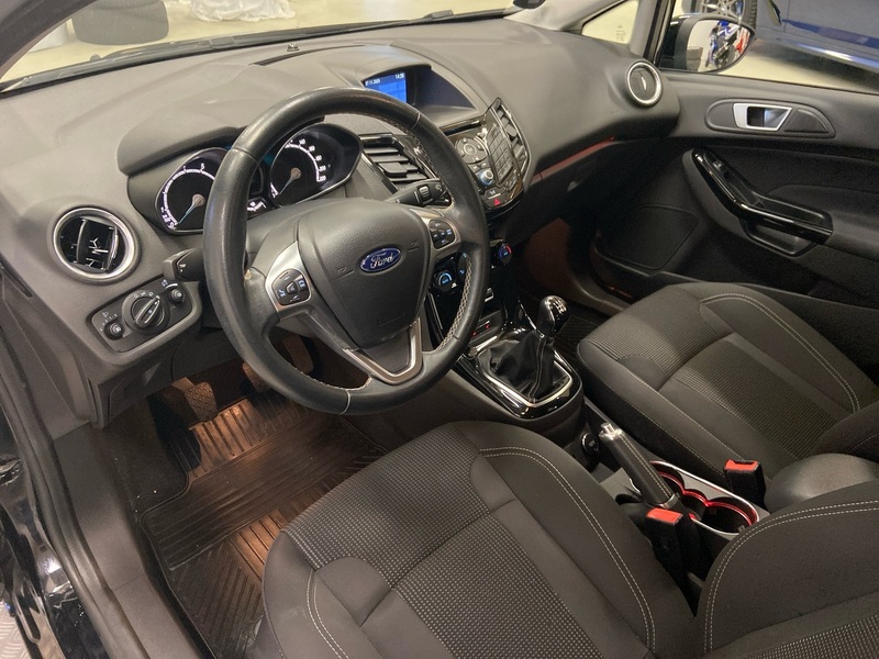 Ford Fiesta vaihtoauto