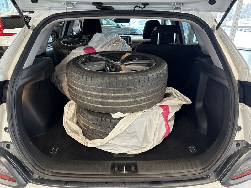 Hyundai Kona vaihtoauto