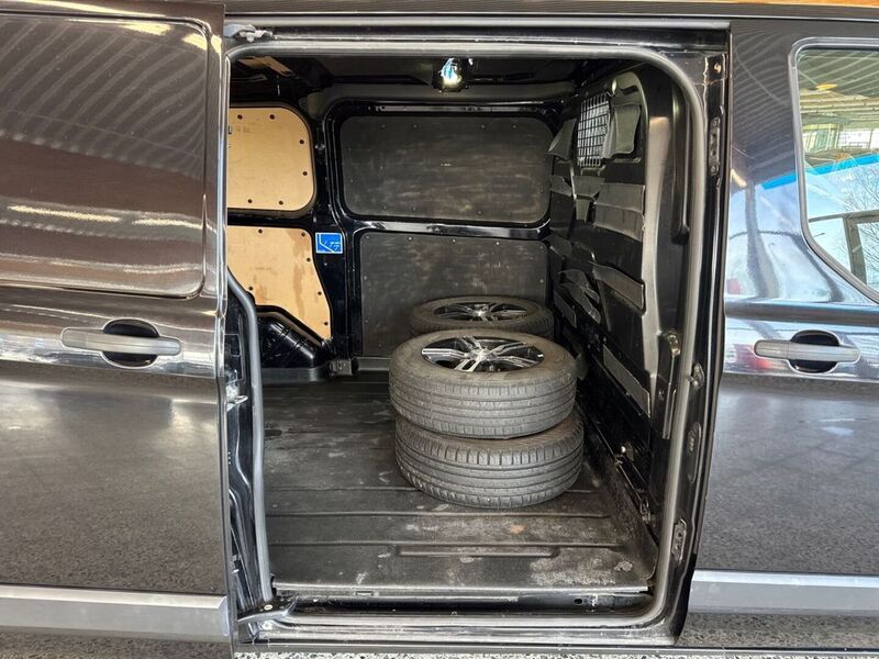 Ford Transit Custom vaihtoauto