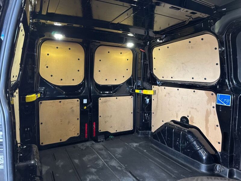 Ford Transit Custom vaihtoauto