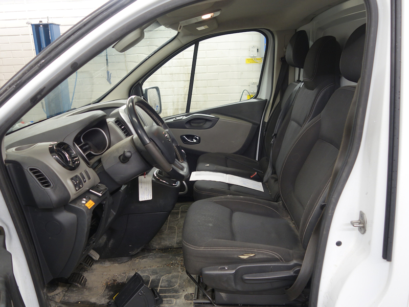 Nissan NV300 vaihtoauto