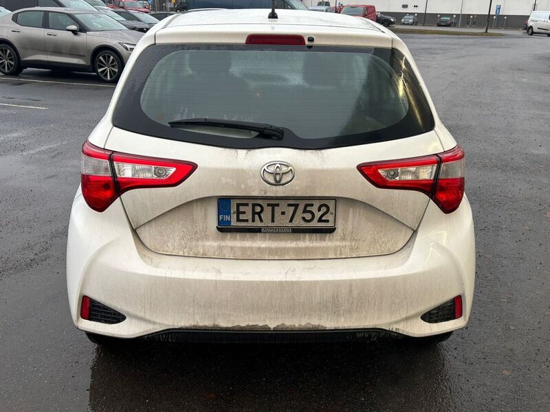 Toyota Yaris vaihtoauto