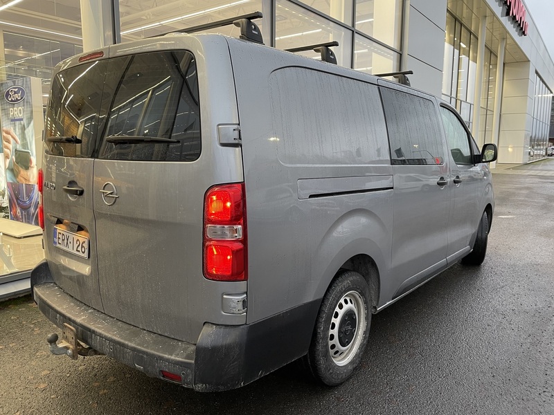 Opel Vivaro vaihtoauto