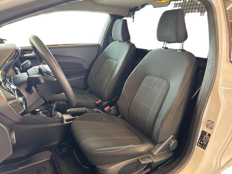 Ford Fiesta Van vaihtoauto