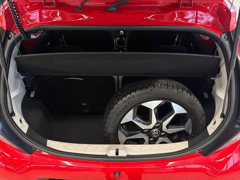 Toyota AYGO vaihtoauto