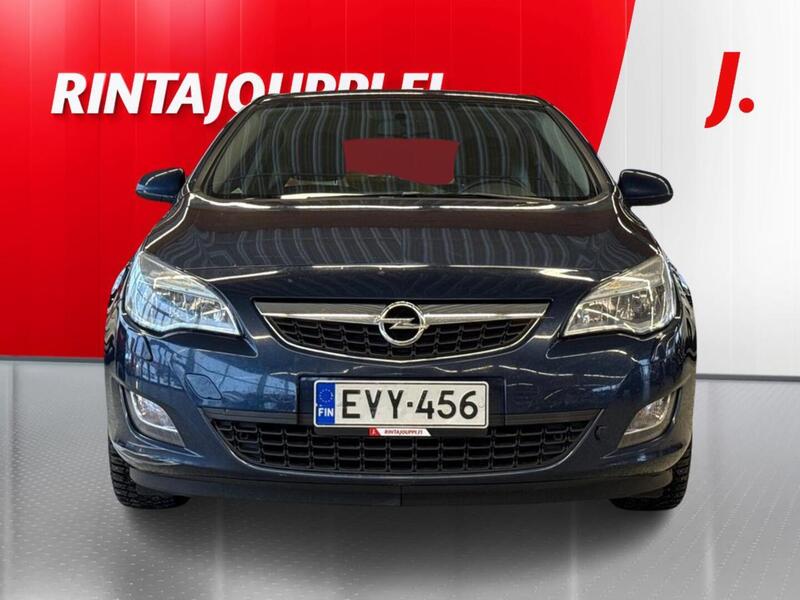 Opel Astra vaihtoauto