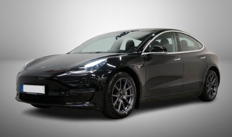 Tesla Model 3 vaihtoauto