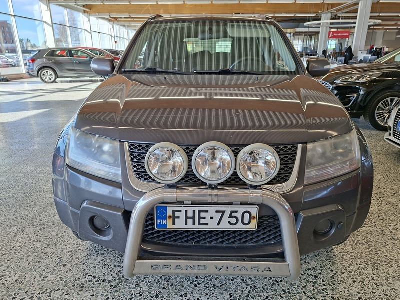 Suzuki Grand Vitara vaihtoauto