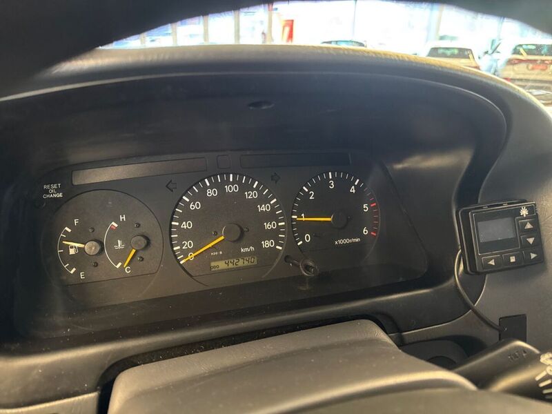 Toyota Hiace vaihtoauto