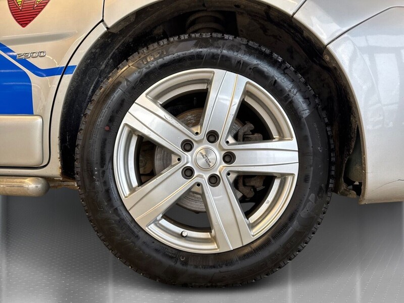 Opel Vivaro vaihtoauto