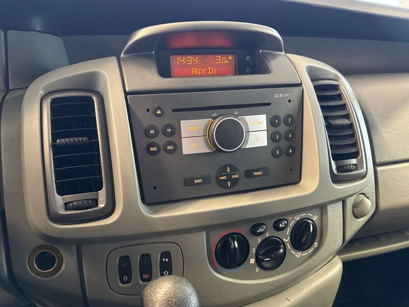 Opel Vivaro vaihtoauto