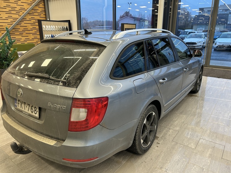 Skoda Superb vaihtoauto