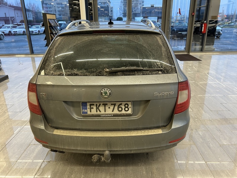 Skoda Superb vaihtoauto