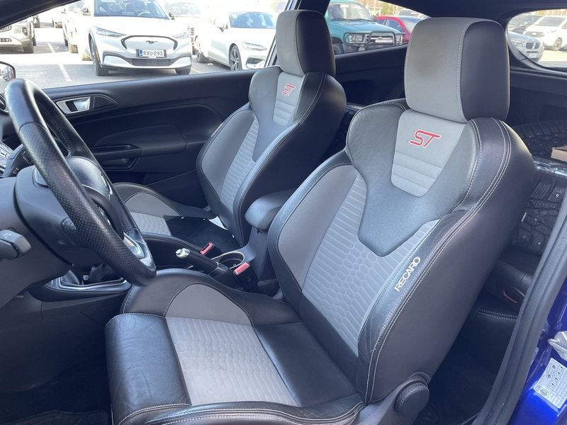 Ford Fiesta vaihtoauto