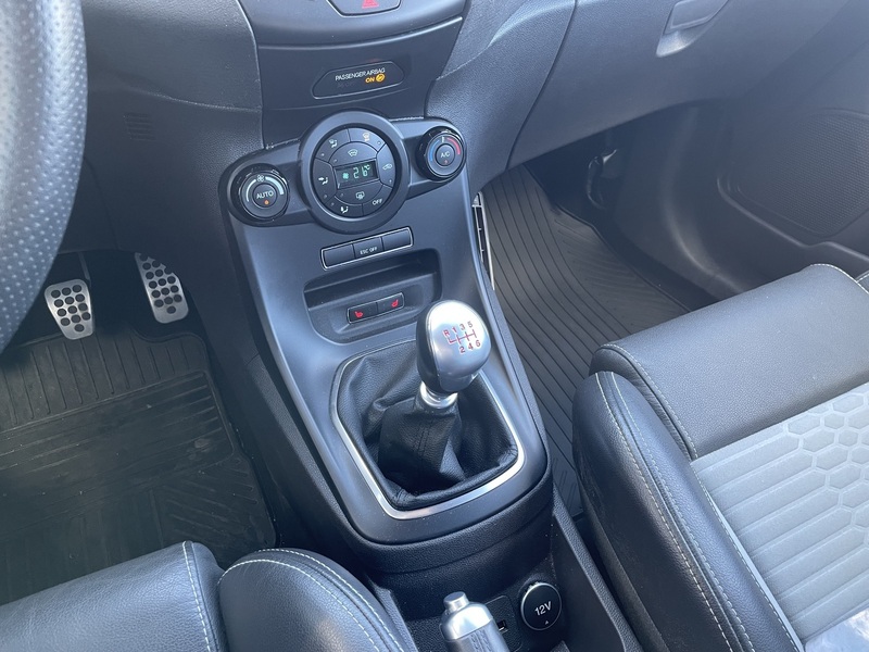 Ford Fiesta vaihtoauto