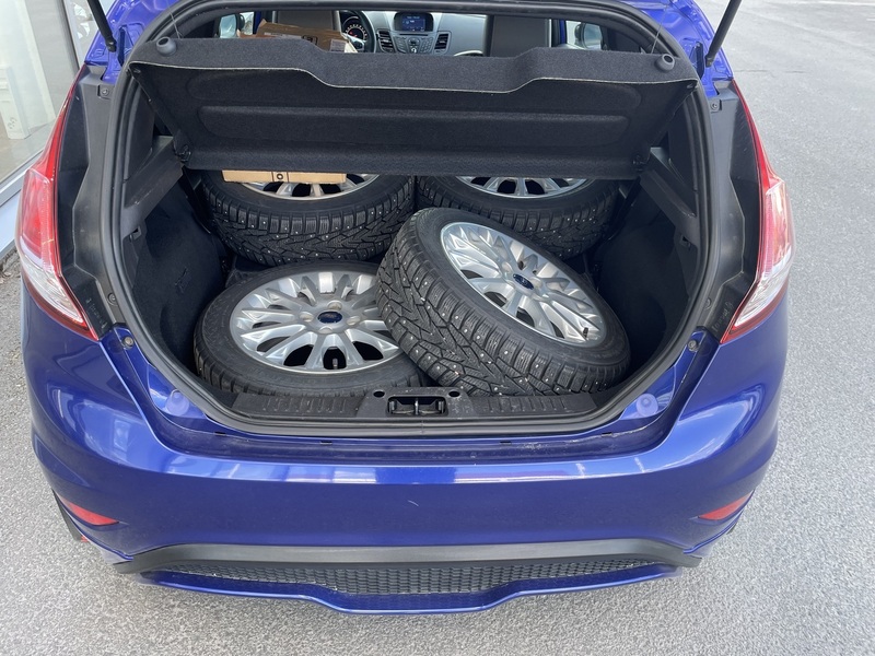 Ford Fiesta vaihtoauto