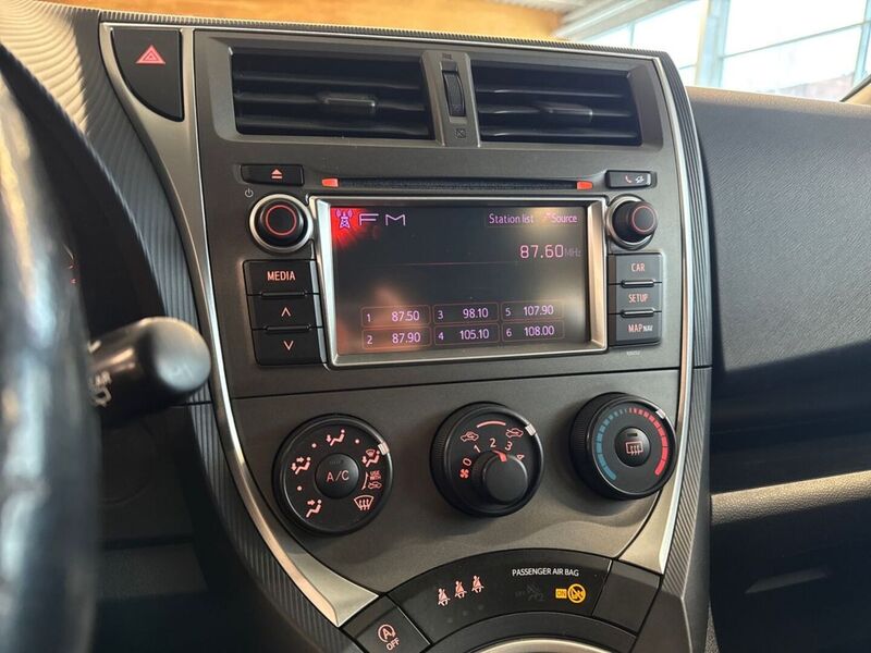 Toyota Verso-S vaihtoauto