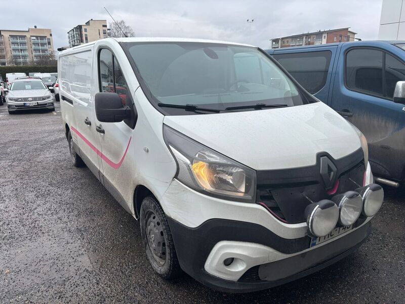 Renault Trafic vaihtoauto