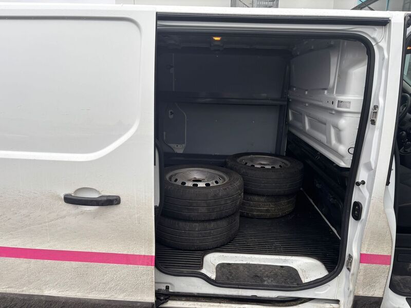 Renault Trafic vaihtoauto