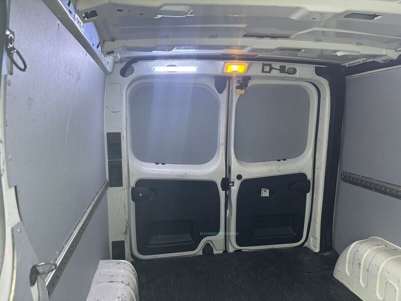 Renault Trafic vaihtoauto