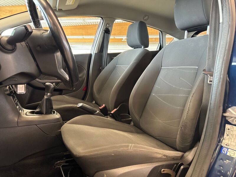 Ford Fiesta vaihtoauto