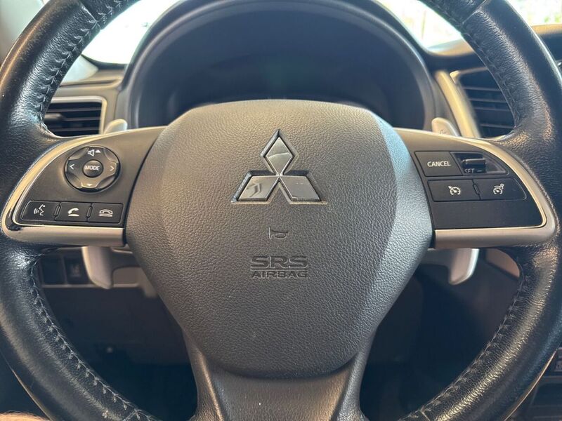 Mitsubishi L200 vaihtoauto