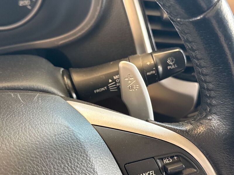 Mitsubishi L200 vaihtoauto