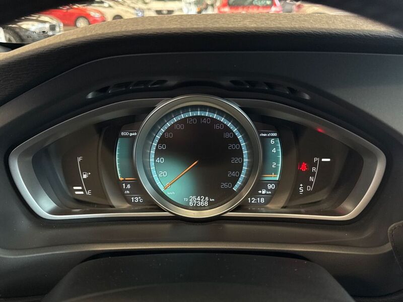 Volvo V40 vaihtoauto