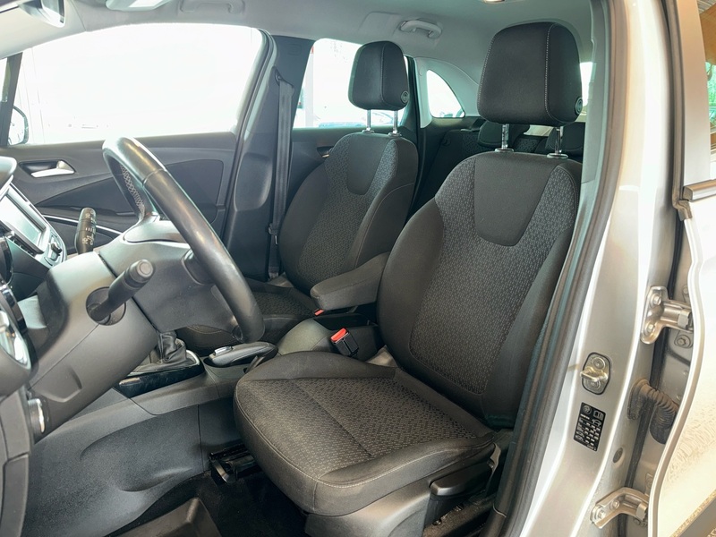 Opel Crossland X vaihtoauto