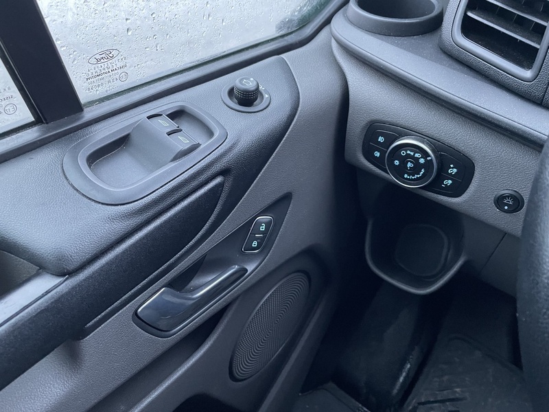 Ford Transit Custom vaihtoauto