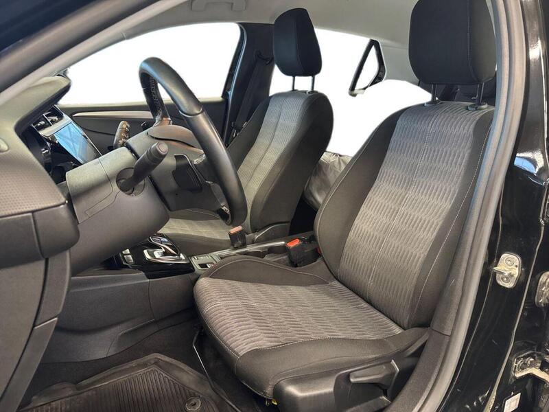 Opel Corsa vaihtoauto