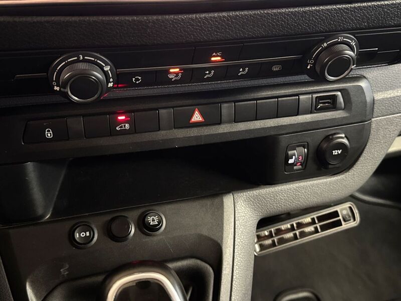 Citroën Jumpy vaihtoauto