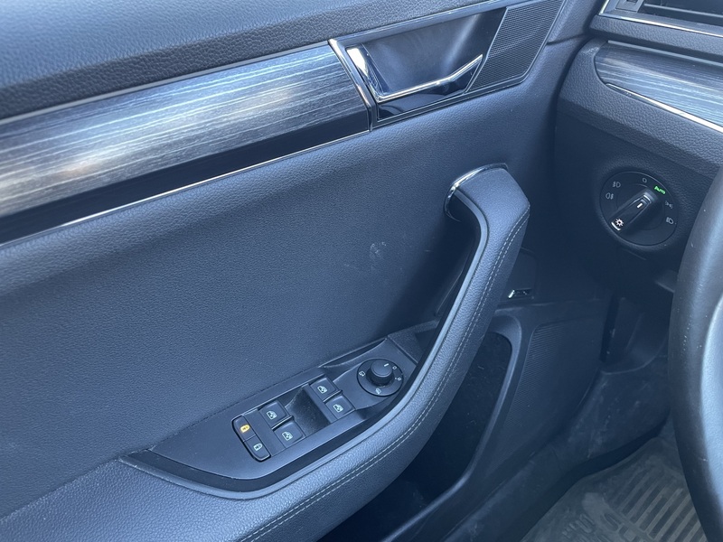 Skoda Superb vaihtoauto