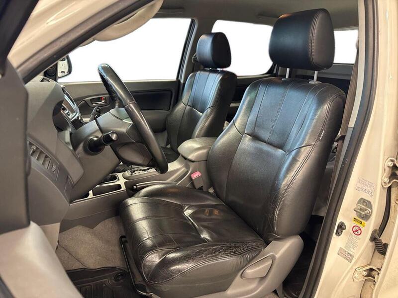 Toyota Hilux vaihtoauto