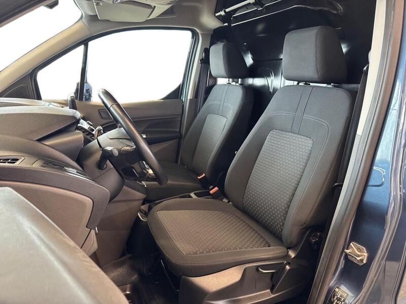 Ford Transit Connect vaihtoauto