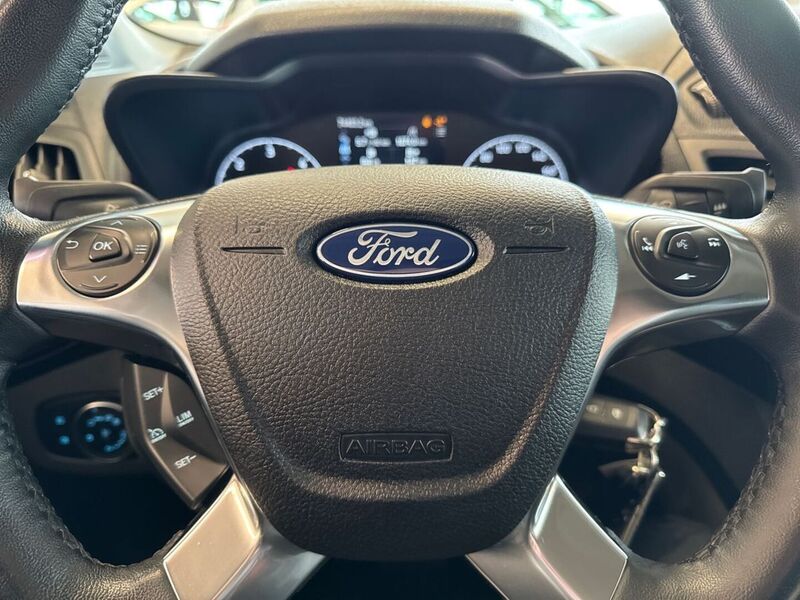 Ford Transit Connect vaihtoauto