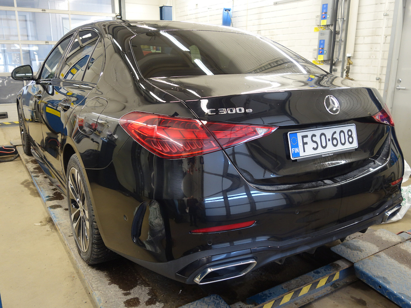 Mercedes-Benz C vaihtoauto