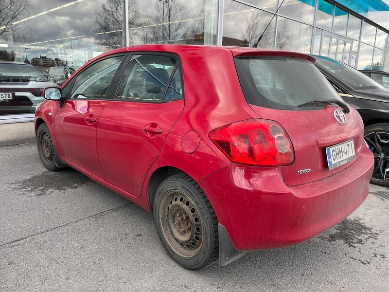Toyota Auris vaihtoauto