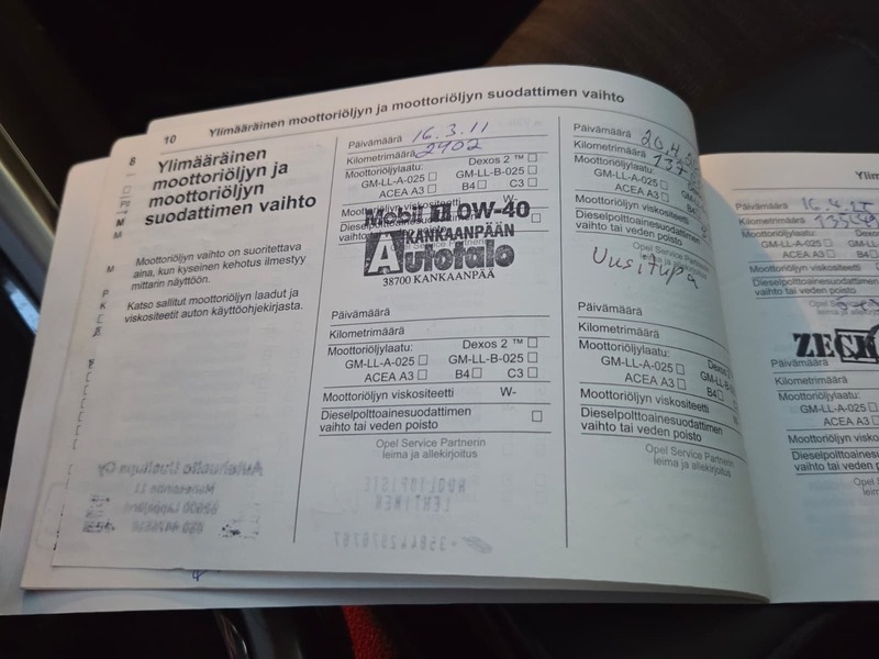 Opel Astra vaihtoauto