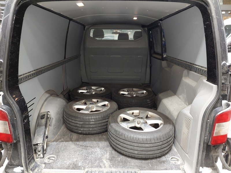 Volkswagen Transporter vaihtoauto