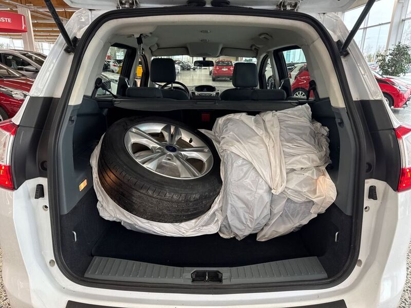 Ford Grand C-MAX vaihtoauto