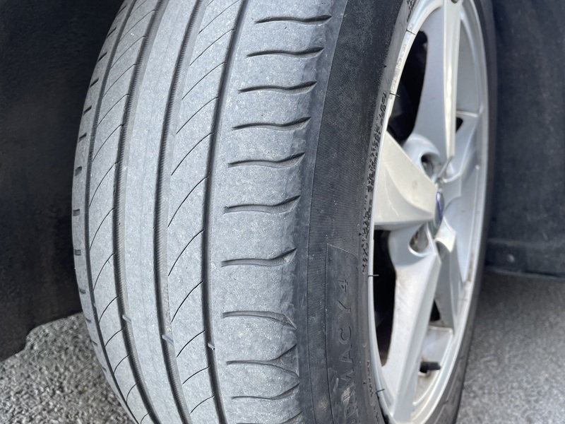 Volvo V40 vaihtoauto