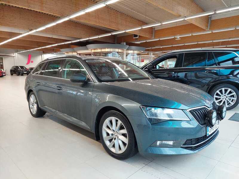 Skoda Superb vaihtoauto