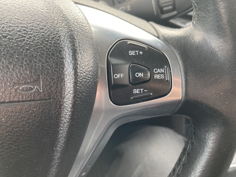 Ford Ecosport vaihtoauto