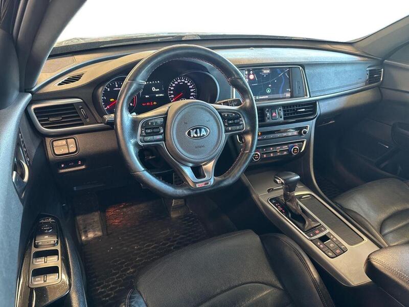 Kia Optima vaihtoauto