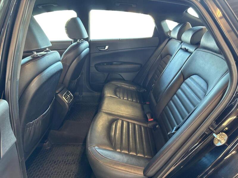 Kia Optima vaihtoauto