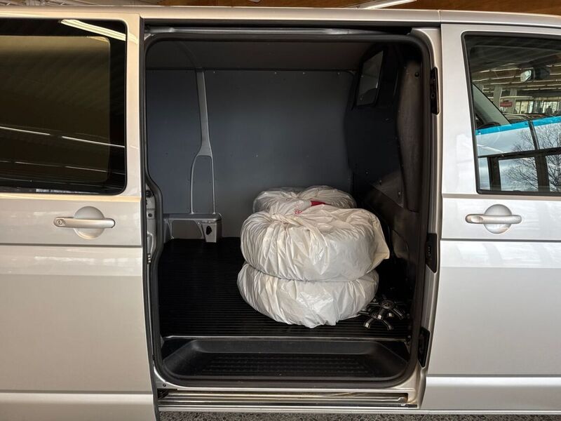 Volkswagen Transporter vaihtoauto